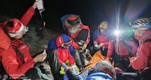 Turist rănit salvat din vârful Negoiu (5)