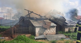 Incendiu la un fânar în localitatea Căteasca (2)