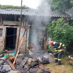 Incendiu la o casă bătrânească din comună Mihăeșt (2)
