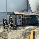 Incendiu la o staţie de oxigen în Piteşti (7)