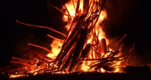 Sărbătoarea-„Focul-lui-Sumedru”