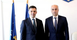 întâlnire Eduard Novak, ministrul Sportului, și Radu Perianu (1)