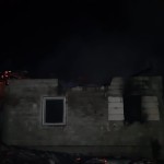 Casă mistuită de flăcări în localitatea Călinești (1)