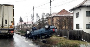Mașînă răsturnată la Bascov, DN 7 (2)