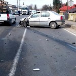 Accident între un TIR și un autoturism Leordeni (1)