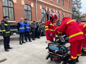 Exercițiu complex la Colegiul Naţional “Ion C. Brătianu“ din Pitești (4)