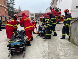 Exercițiu complex la Colegiul Naţional “Ion C. Brătianu“ din Pitești (8)