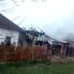 Incendiu la o casă în comuna Pietroșani (1)