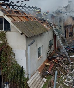 Incendiu la o locuință din localitatea Valea Mare Pravăț