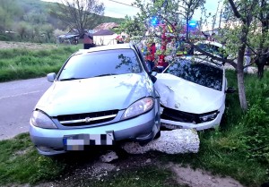 Accident cu două autoturisme implicate pe raza localității Malurei