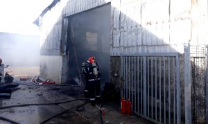 Incendiu a izbucnit la o hală