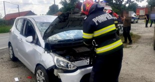Autoturism intrat într-un șanț pe DN 7, localitatea Călinești
