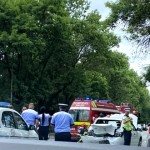 Accident rutier între trei autoturisme Pitesti (7)