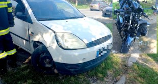 Accident rutier între un autoturism și o moto (1)