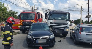 Accident între o autobetonieră și un autoturism la Curtea de Argeș