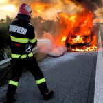 Incendiu autoturism pe A1, km 92 sensul Pitești-București (1)