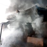Incendiu într-o gospodărie din orașul Topoloveni (1)