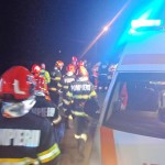 Microbuz răsturnat pe DN7 soldat cu 13 victime la Valea Mare, satul Feteni (9)