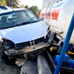 Pericol de explozie!Un șofer a ricoșat cu mașina într-o stație GPL (1)