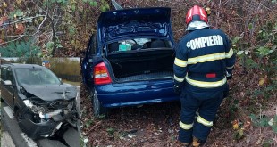 Accident rutier cu două autoturisme,DN 7 - Drăganu