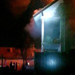 Incendiu devastator la o casă din comuna Pietroșani (4)