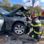 Pitești Accident cu trei autoturisme implicate pe pasarela stradă Crinului în zona Bazinului  (3)