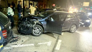 Accident între două autoturisme pe calea Calea București