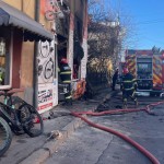 Clădire cuprinsă de flăcări pe strada Dumbravei din Pitești (4)