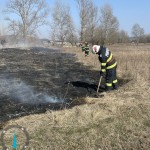 17 hectare de teren au fost mistuite de flăcări (10)