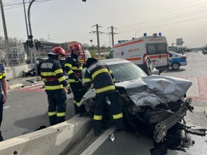 Accident cu două victime în orașul Mioveni (2)