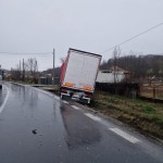 Accident între două camioane Drăganu (1)
