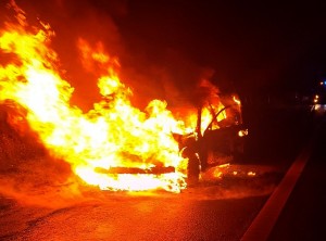 Incendiu autoturism Căteasca, A1, km 97 (1)
