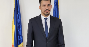 prefectul judeţului Argeş, Dragoş Predescu.