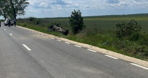 Accident grav în orașul Costești, cartierul Zorile, DJ 703B (2)