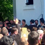 Parohul bisericii din cartierul Zorile din orașul Costești, a fost înmormântat în curtea lăcașului (2)