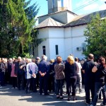Parohul bisericii din cartierul Zorile din orașul Costești, a fost înmormântat în curtea lăcașului (4)