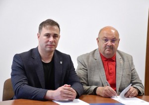 trei noi contracte pentru asfaltarea (2)