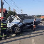 Autoutilitară intrată în șanț în localitatea Schitu Golești (1)