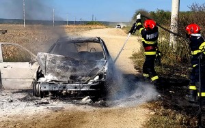 Incendiu autoturism Rătești