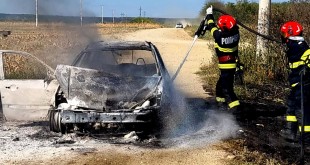 Incendiu autoturism Rătești