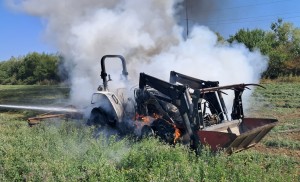 Tractor făcut scrum la Merișani (2)