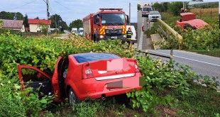 Autoturism intrat într-un șanț în comuna Băiculești