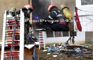 Incendiu izbucnit la o casă