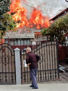 incendiu casă Țițești (2)