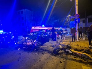 Accident rutier cu șapte victime pe strada Ana Ipătescu (2)