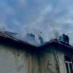 Incendiu la o fostă școală din comuna Drăganu (11)