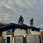 Incendiut la un depozit materiale în comuna Bradu (5)