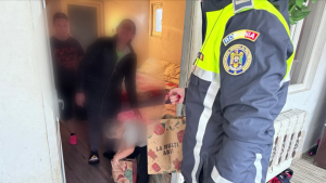 Polițiștii din Argeș au oferit cadouri copiilor (9)