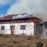 Incendiu izbucnit într-o gospodărie din comuna Ciofrangeni (2)