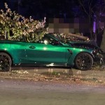Pitești BMW intrat într-un un copac